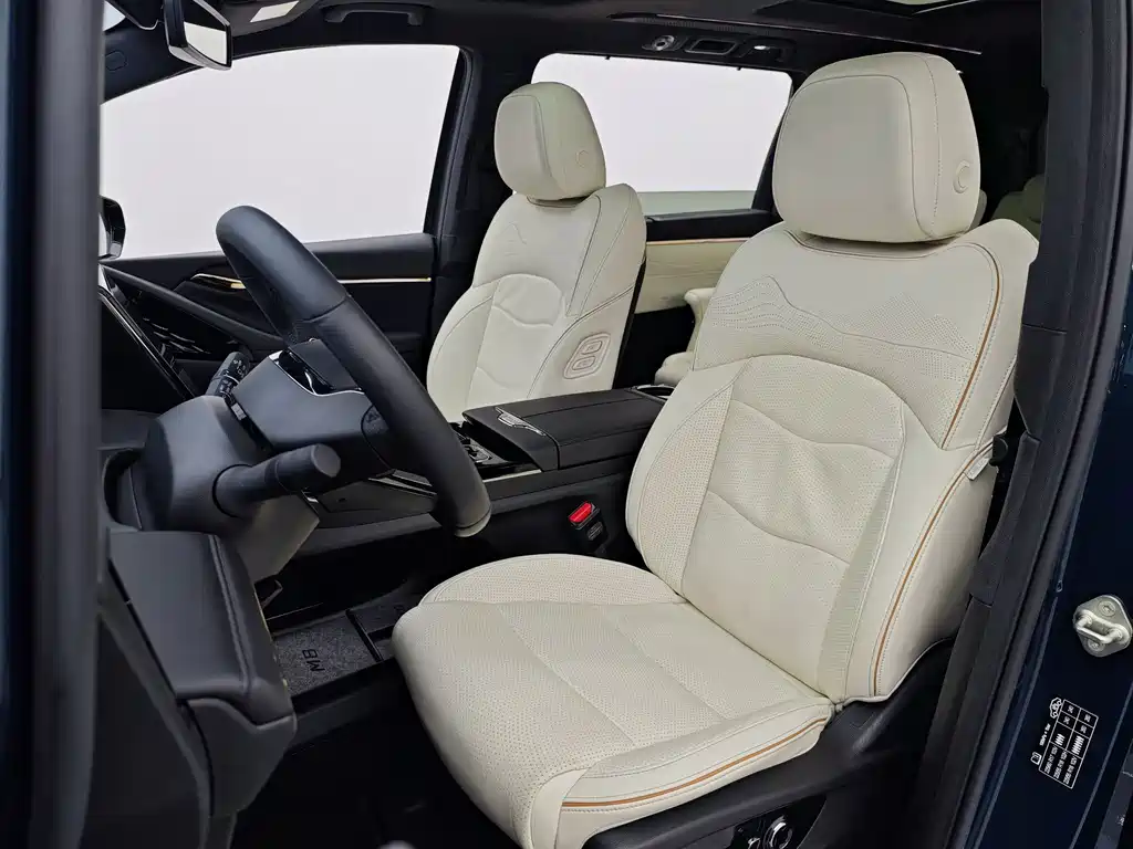 GAC Trumpchi M8 2023 Grandmaster Series Dual Engine Flagship Edition