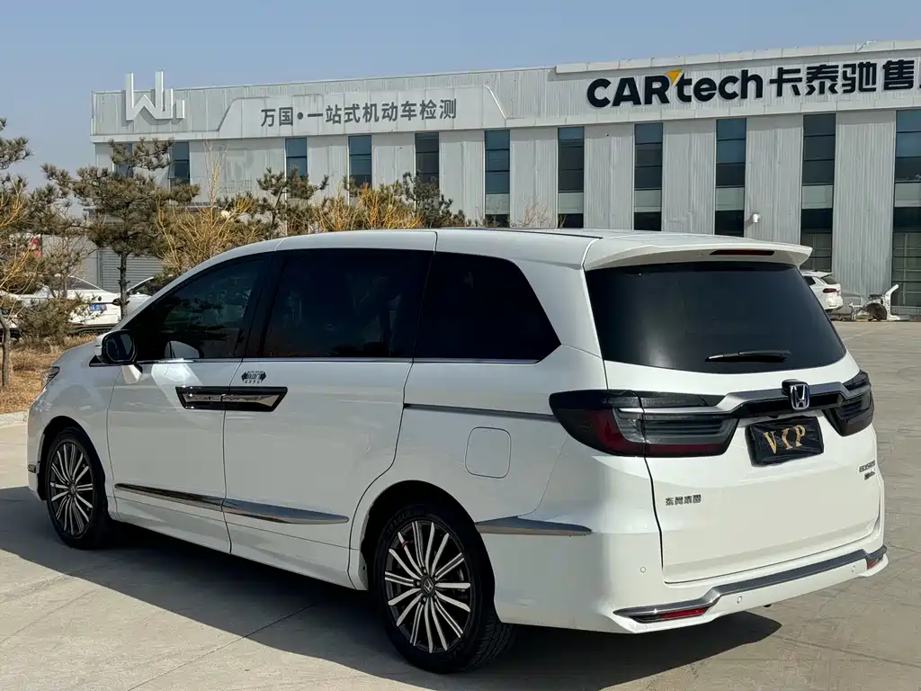 Honda Elysion 2022 2.0L e:HEV Supreme Edition