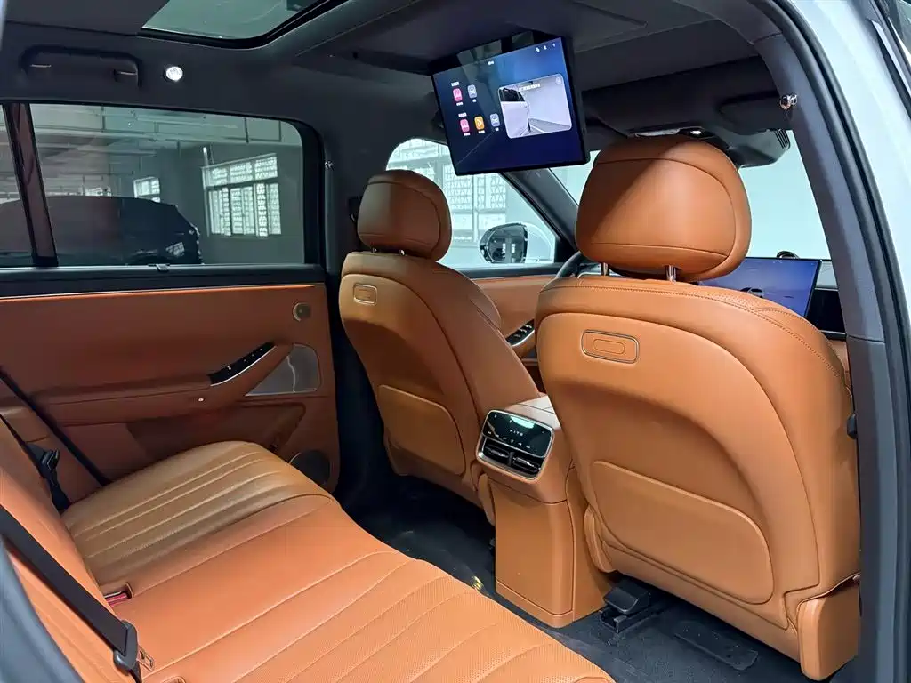 AITO M7 2026 EREV Max AWD 5-seater