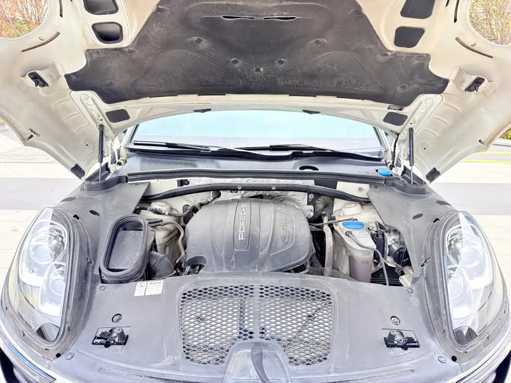 Macan 2.0T 2017 Model