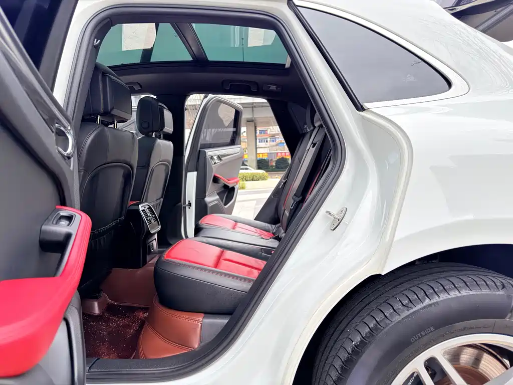Macan 2.0T 2017 Model