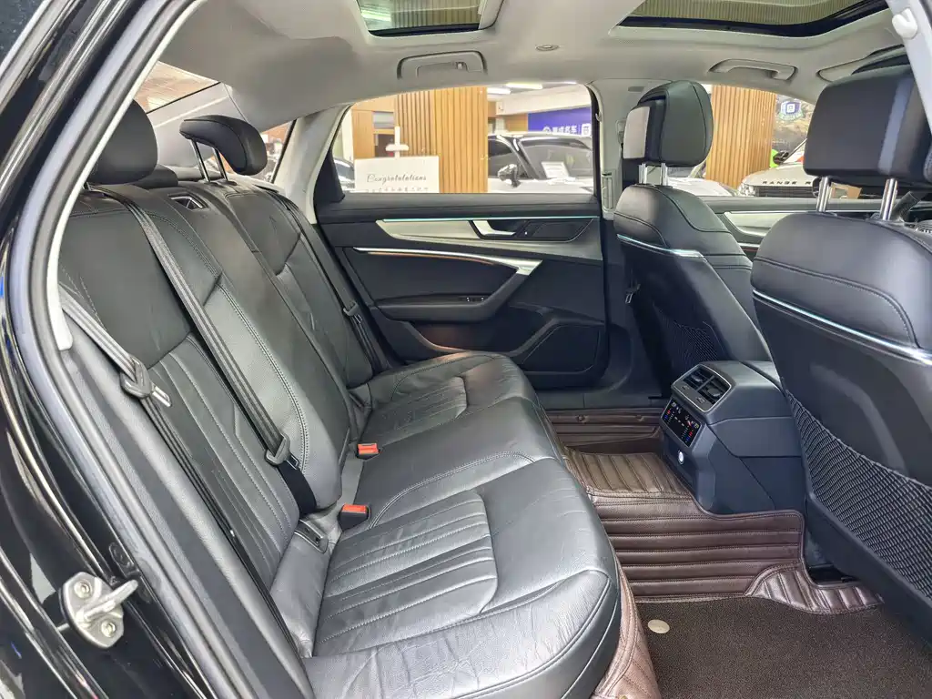 Audi A6L 2020 45 TFSI Zhenxuan Zhiya Edition