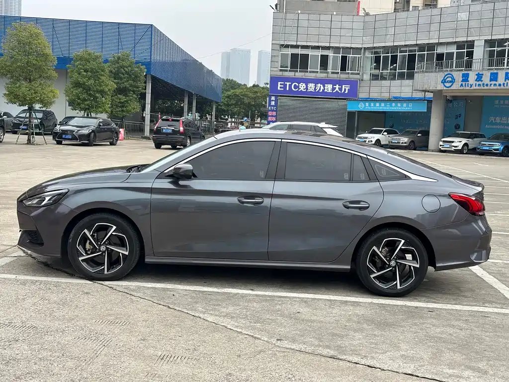 MG5 2021 Facelift 300TGI DCT Qing She Flagship Edition