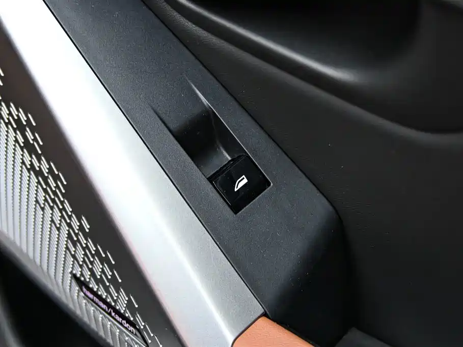 BMW 5 Series 2024 530Li Luxury Line M Sport Package