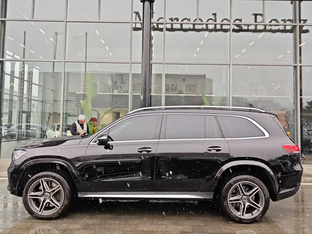 Mercedes-Benz GLS 450 4MATIC