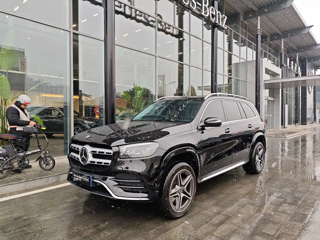 Mercedes-Benz GLS 450 4MATIC