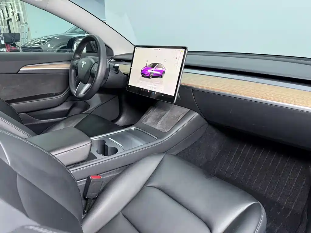 Tesla Model 3 2023 Rear-Wheel Drive