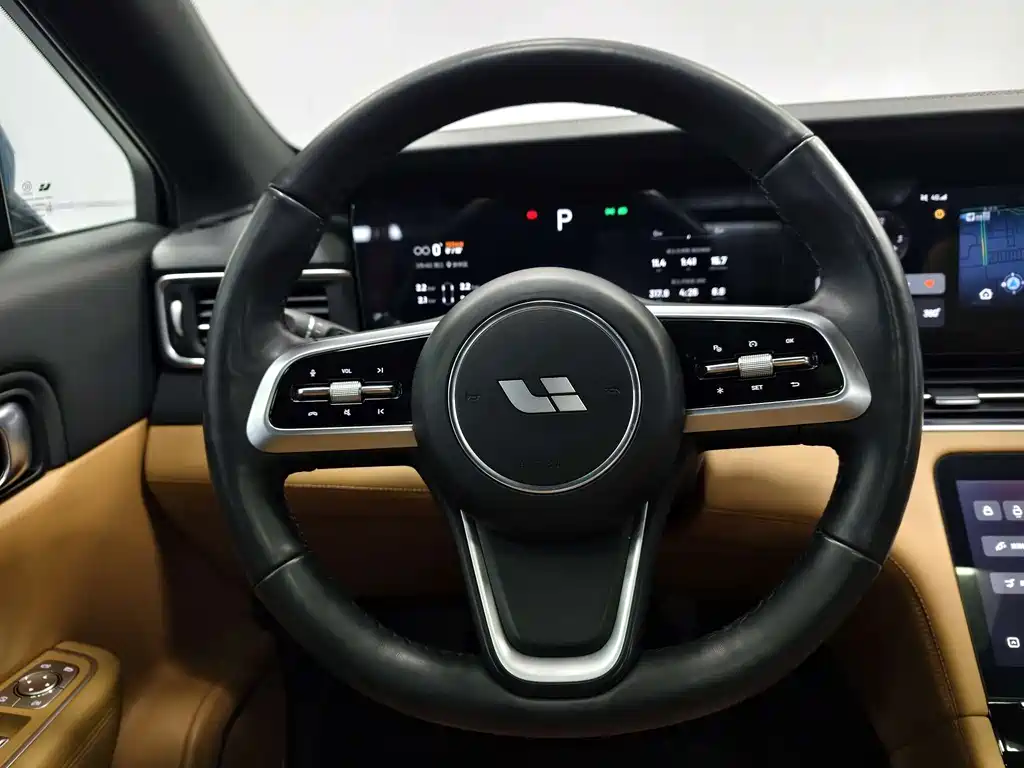 Li ONE 2021 Extended Range 6-Seater Edition