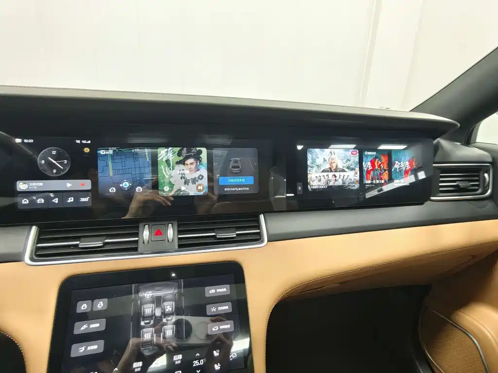 Li ONE 2021 Extended Range 6-Seater Edition
