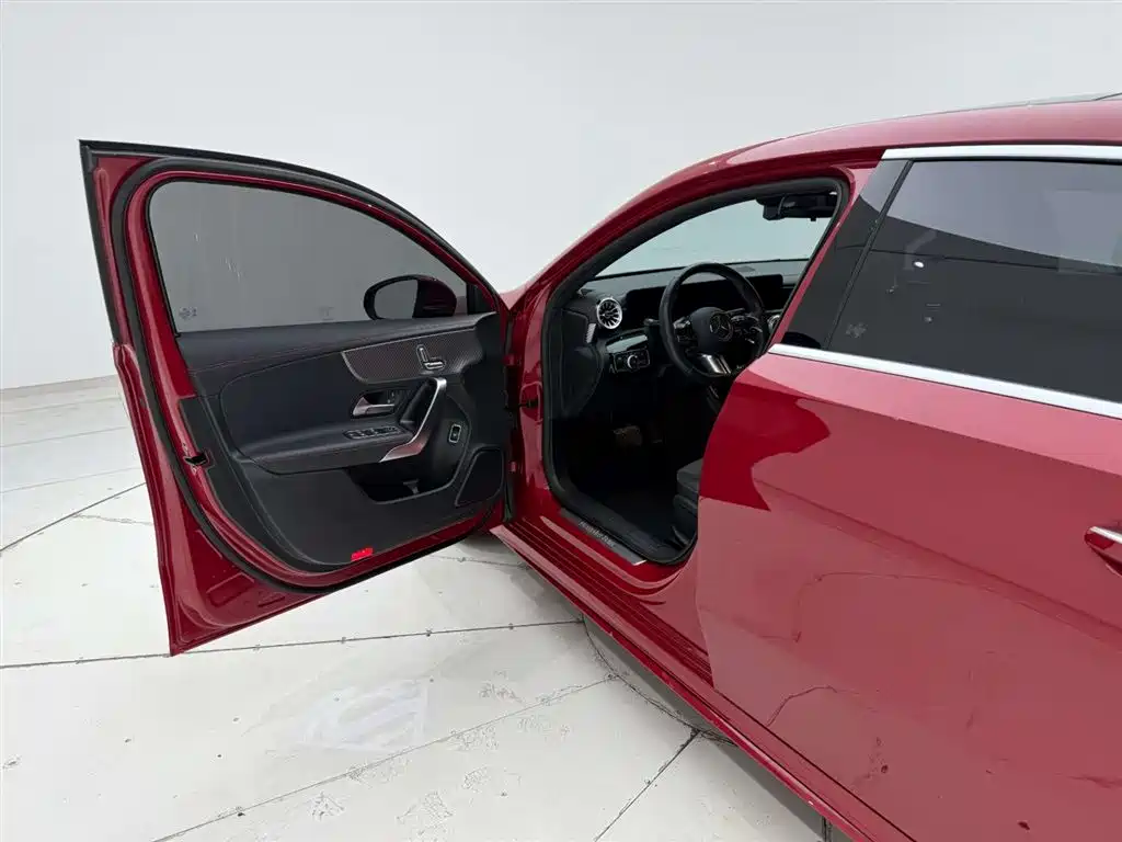 Mercedes-Benz A-Class 2023 A 200 L Fashion Edition