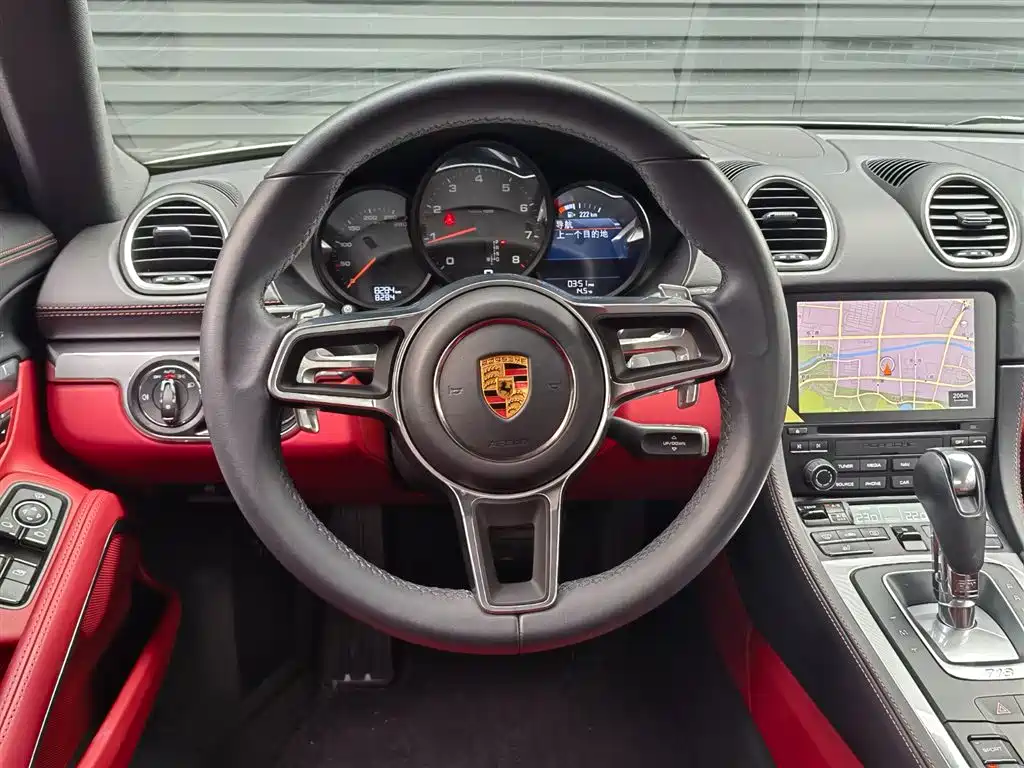 Porsche 718 Cayman 2.0T (2022)
