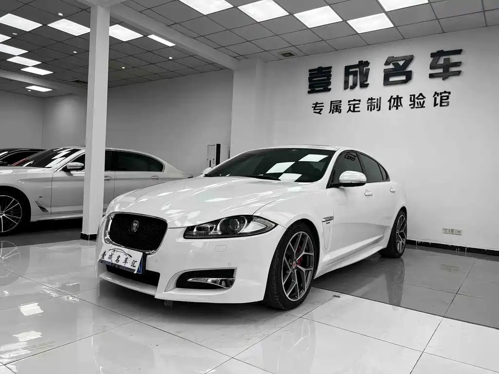 Jaguar XF 2015 XF 3.0 SC R-Sport