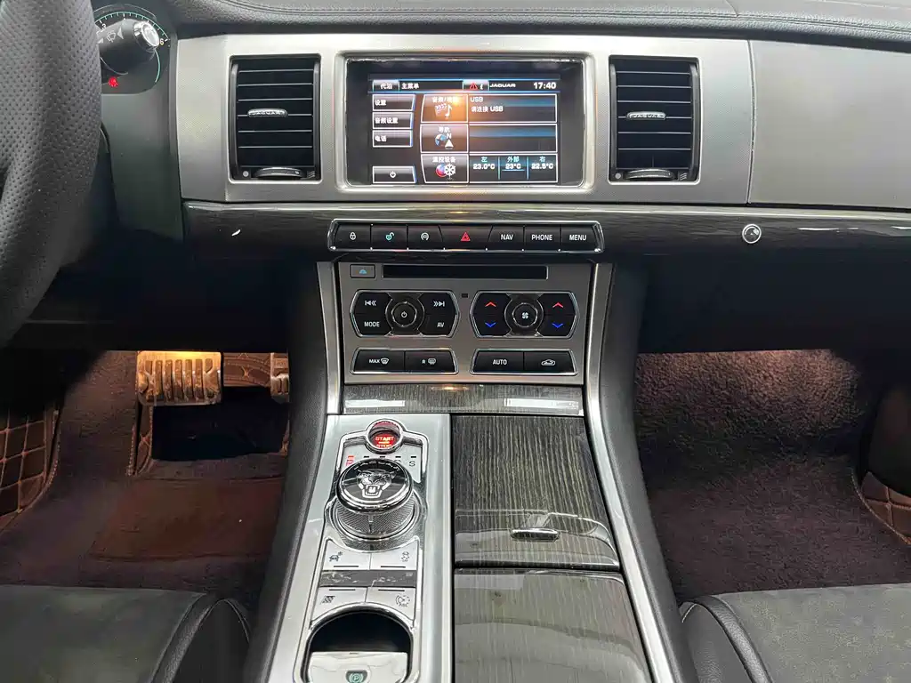 Jaguar XF 2015 XF 3.0 SC R-Sport