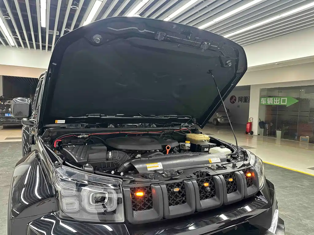 Beijing BJ40 2020 2.0T Automatic 4WD City Hunter Edition Xiake