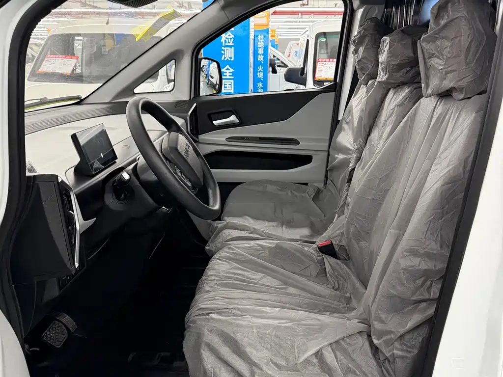 Dora Van 2026 305km 2C Supercharge Dream Edition CATL Battery