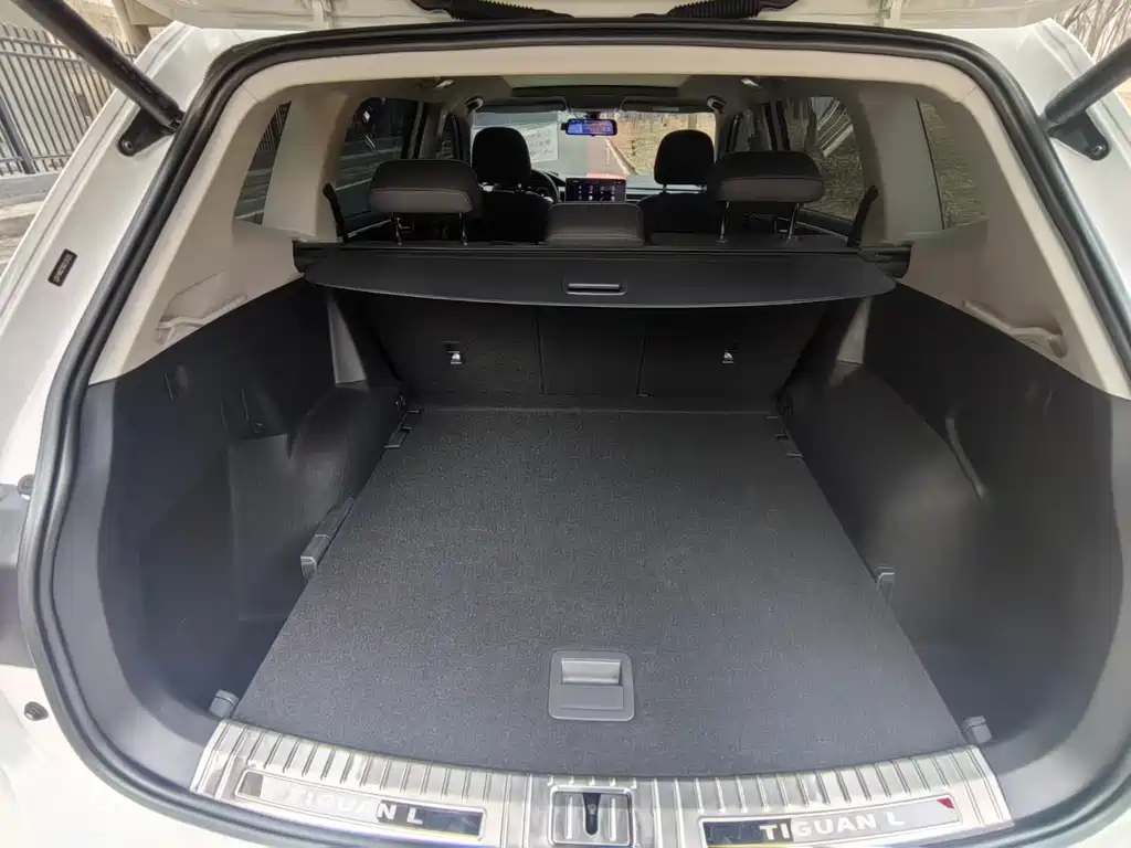 Tiguan L 2022 330TSI FWD Smart Edition