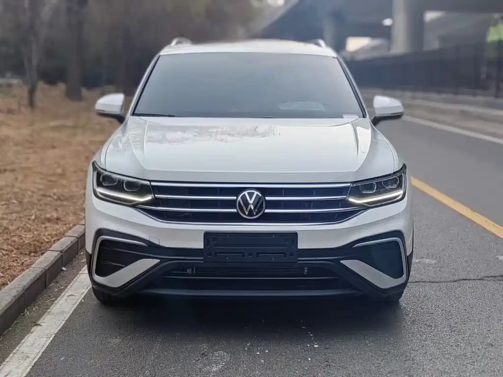 Tiguan L 2022 330TSI FWD Smart Edition