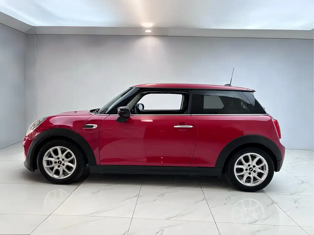 MINI 2021 1.5T ONE