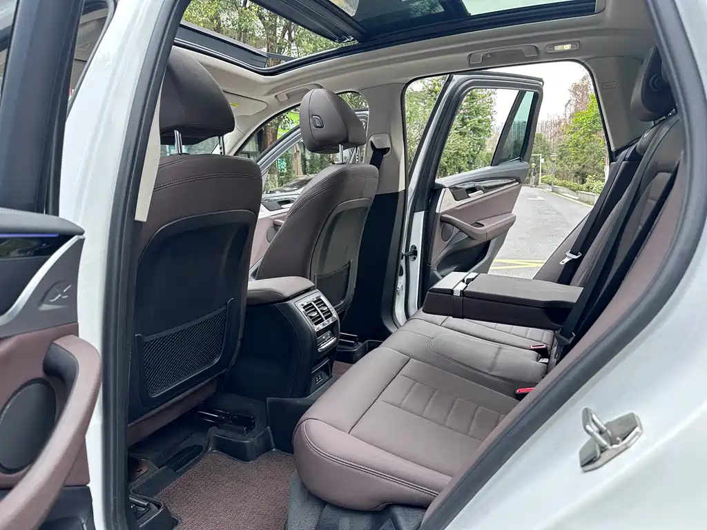 BMW X3 2021 xDrive25i Luxury Package