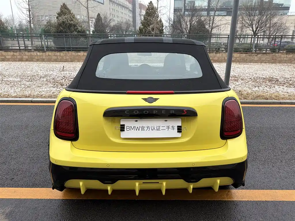 2025 MINI Cooper S Cabrio Artist