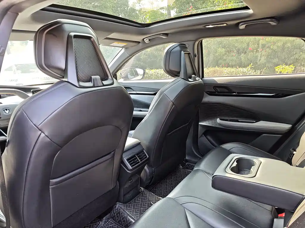 Changan UNI-V 2022 1.5T Premium