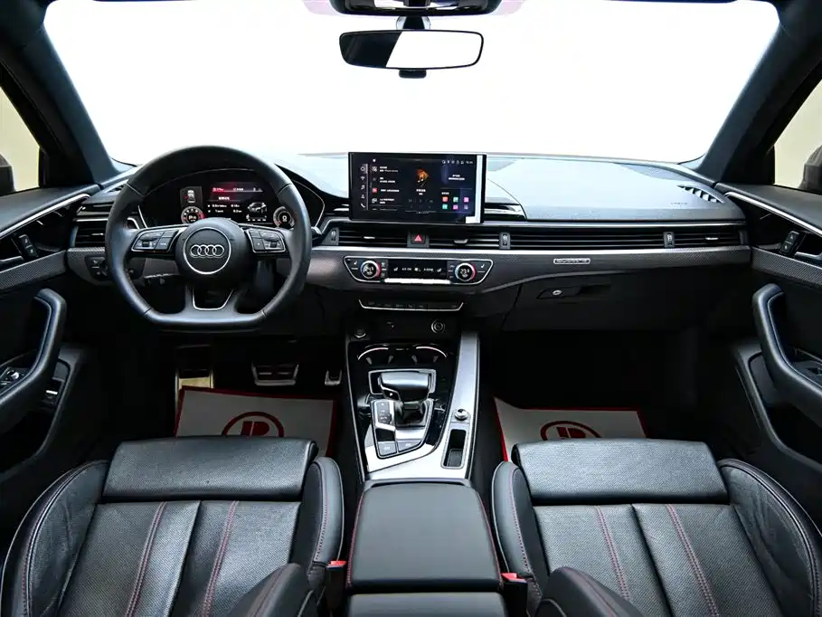 Audi A4L 2022 40 TFSI quattro RS Sport Edition