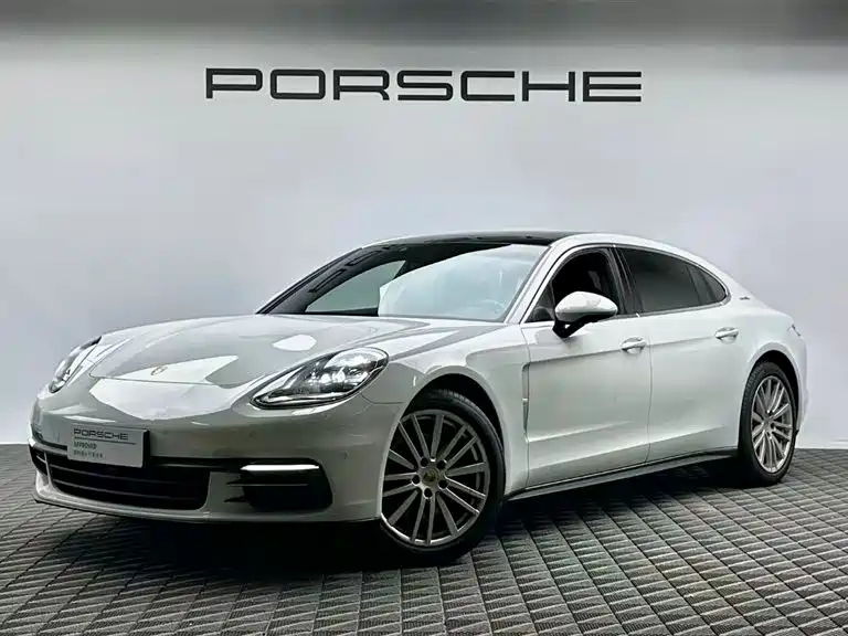 Porsche Panamera 4 Executive LWB 3.0T (2017)