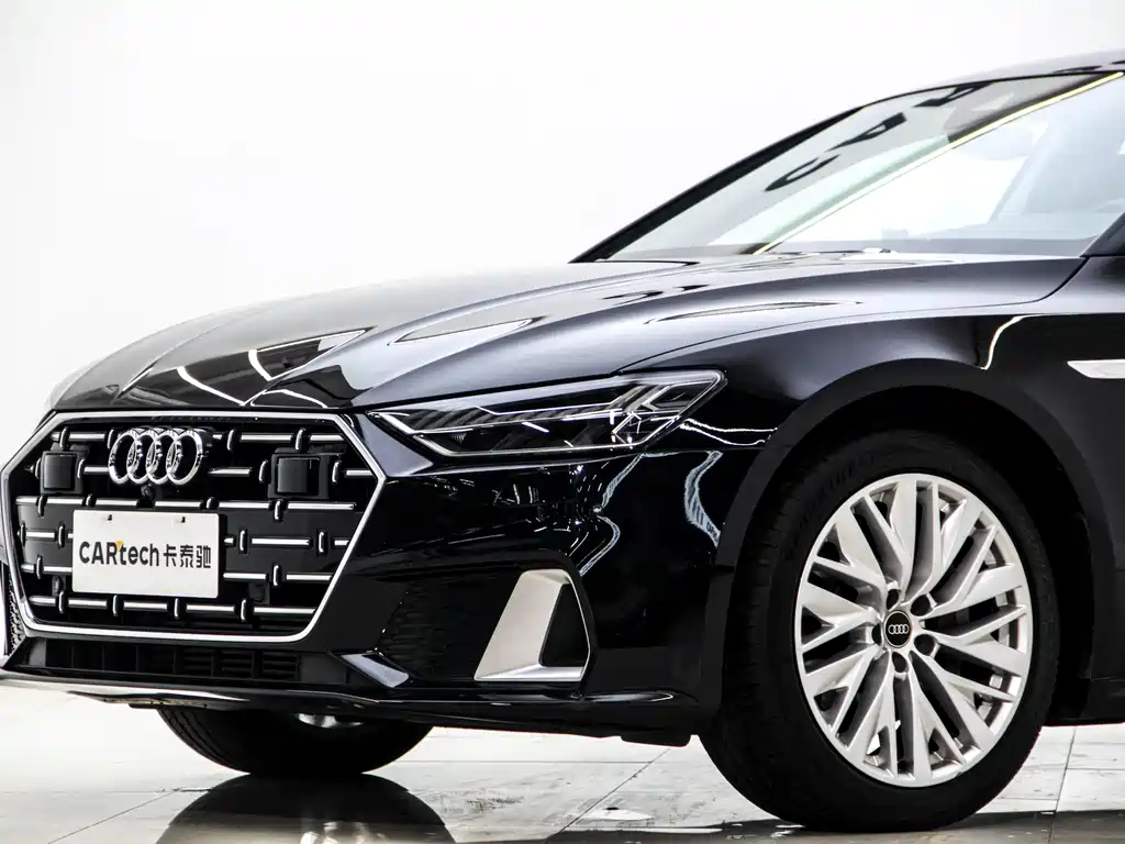 Audi A7L 2024 45 TFSI S-line Dream Edition Crystal Package