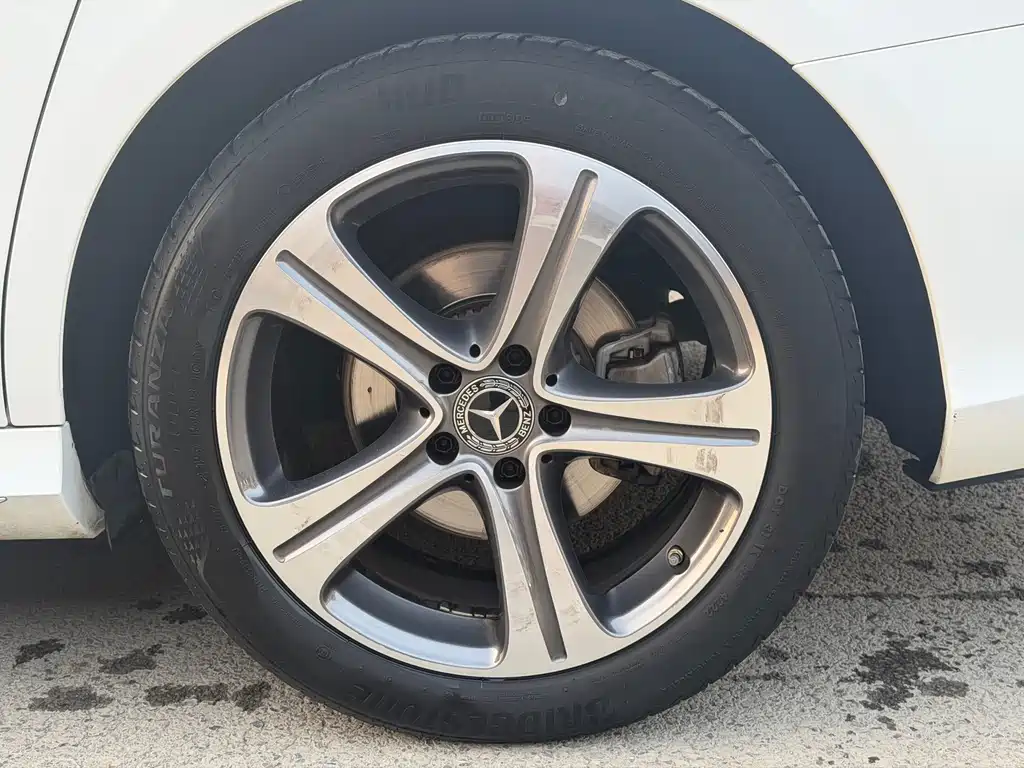 Mercedes-Benz E-Class 2019 E 260 L