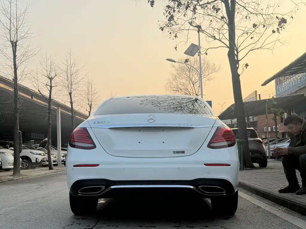 Mercedes-Benz E-Class 2019 E 260 L