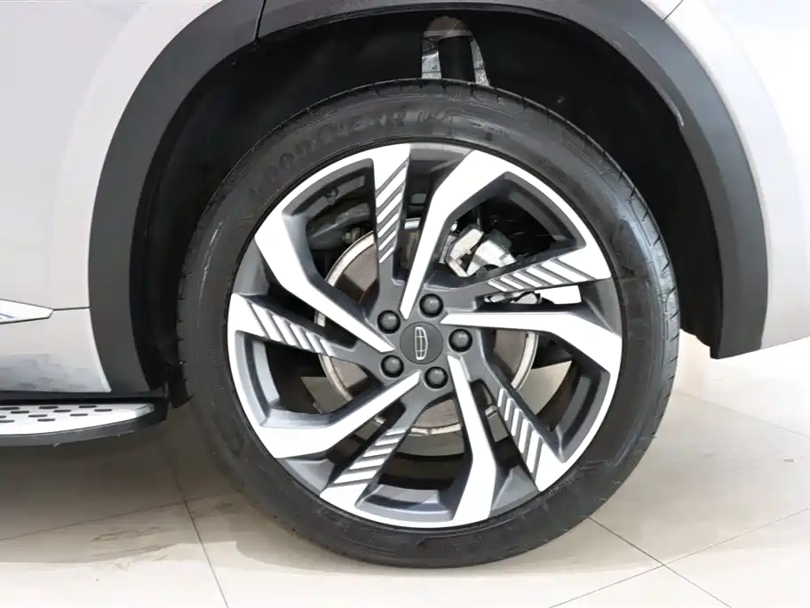 Geely Monjaro 2023 2.0TD High Power Automatic FWD Flagship