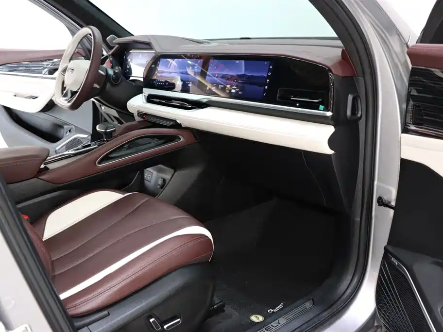 Geely Monjaro 2023 2.0TD High Power Automatic FWD Flagship