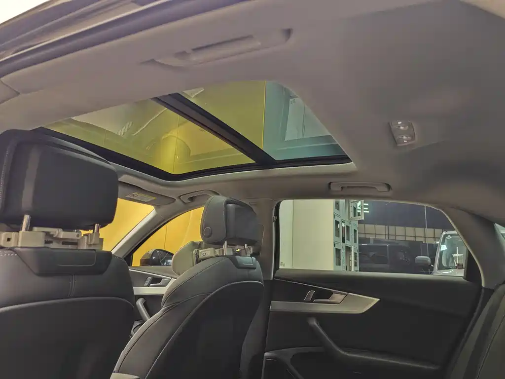 Audi A4L 2023 40 TFSI Fashion Dynamic