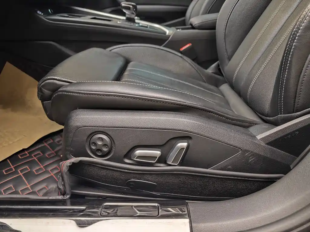 Audi A4L 2023 40 TFSI Fashion Dynamic
