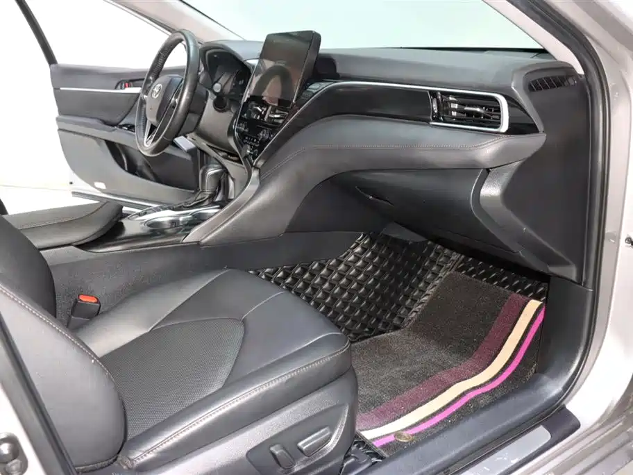Camry 2021 2.5G Luxury Edition