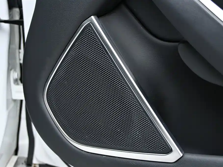 Jaguar XFL 2023 XFL 2.0T P200 RWD Elite Luxury Edition