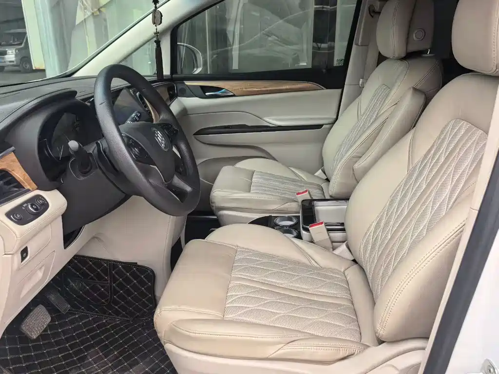 Buick GL8 2018 ES 28T Comfort China VI