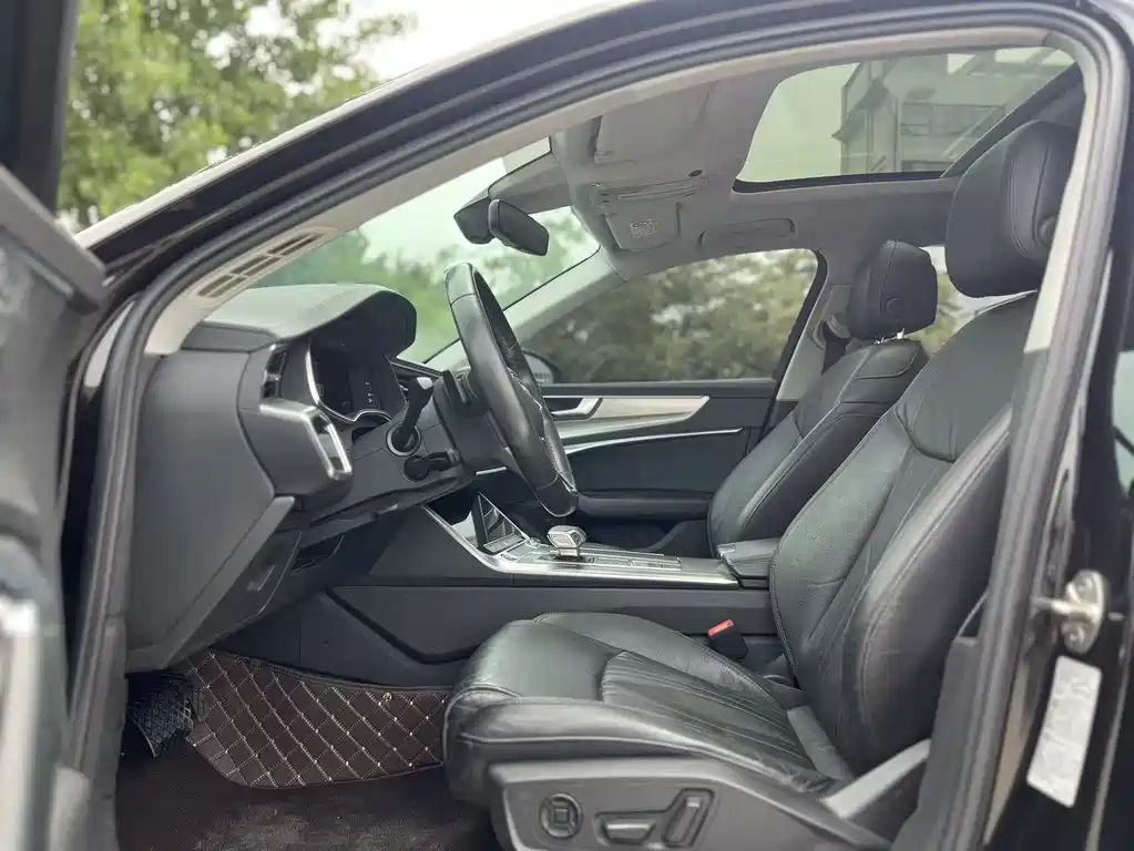 Audi A6L 2021 45 TFSI Zhenxuan Zhiya Edition