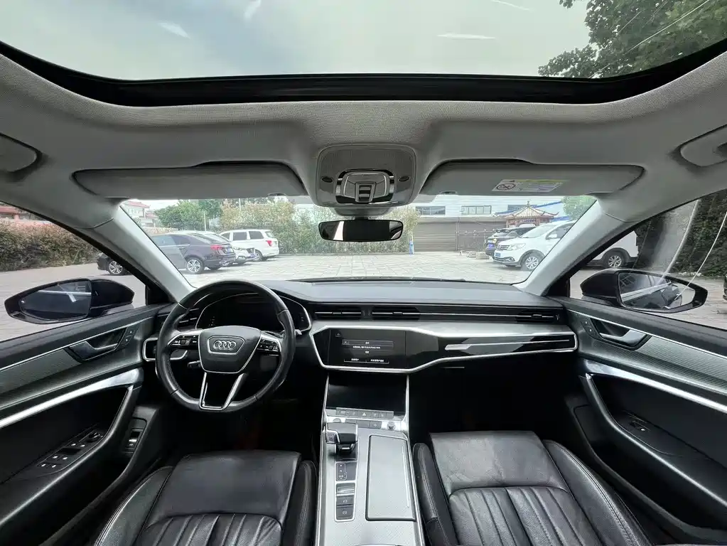 Audi A6L 2021 45 TFSI Zhenxuan Zhiya Edition