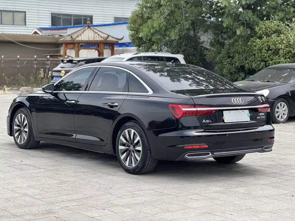 Audi A6L 2021 45 TFSI Zhenxuan Zhiya Edition