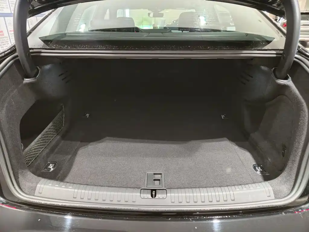 Audi A6L 2025 45 TFSI Premium Dynamic