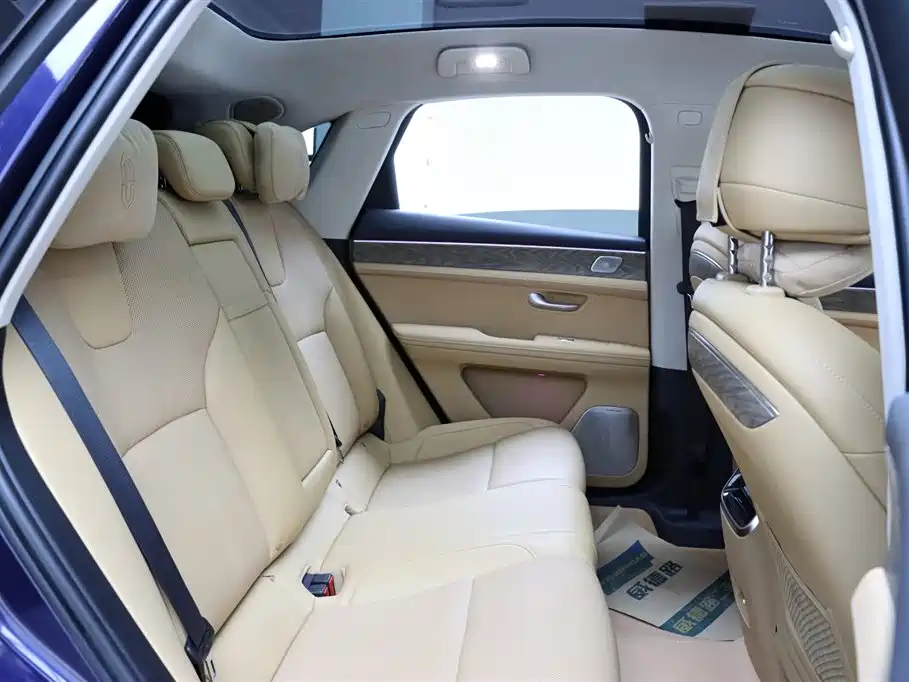 AITO M5 2022 EREV AWD Ultimate Edition