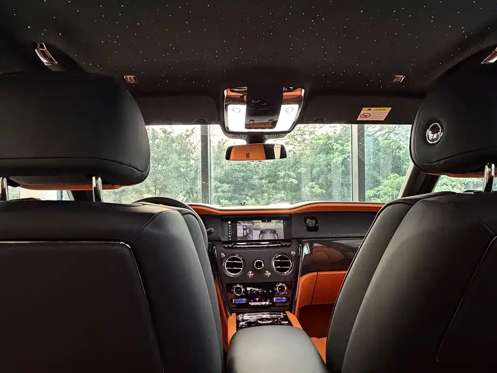 Cullinan 2024 Black Badge