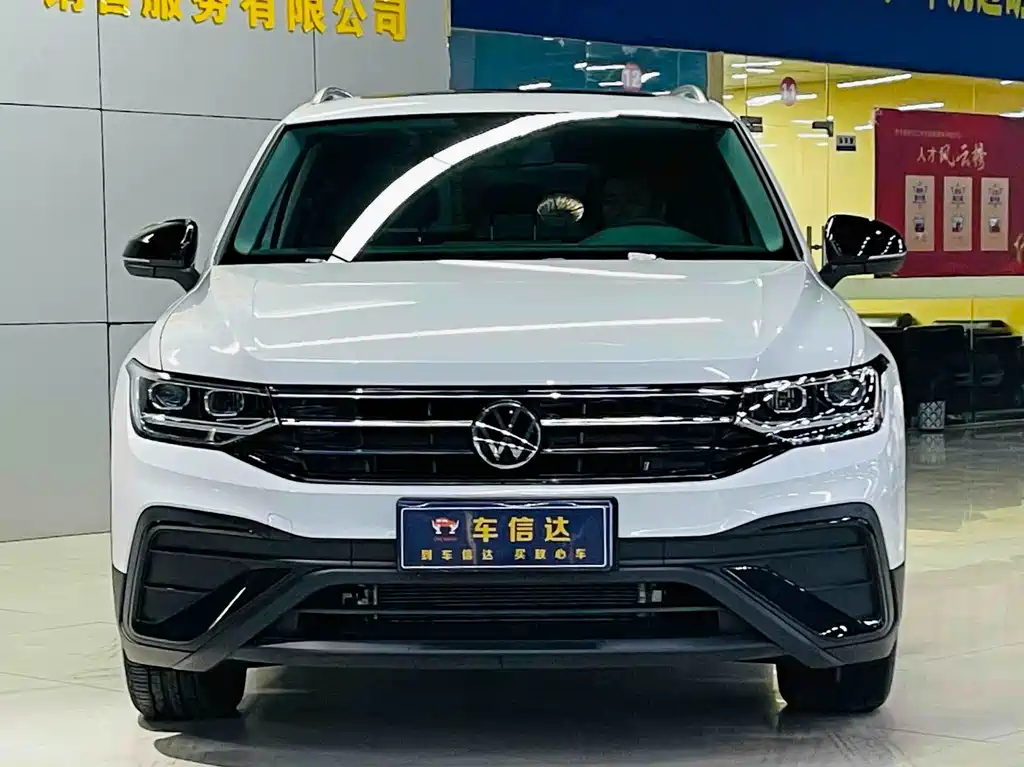 Tiguan L 2024 model 300TSI Automatic FWD Smart Edition