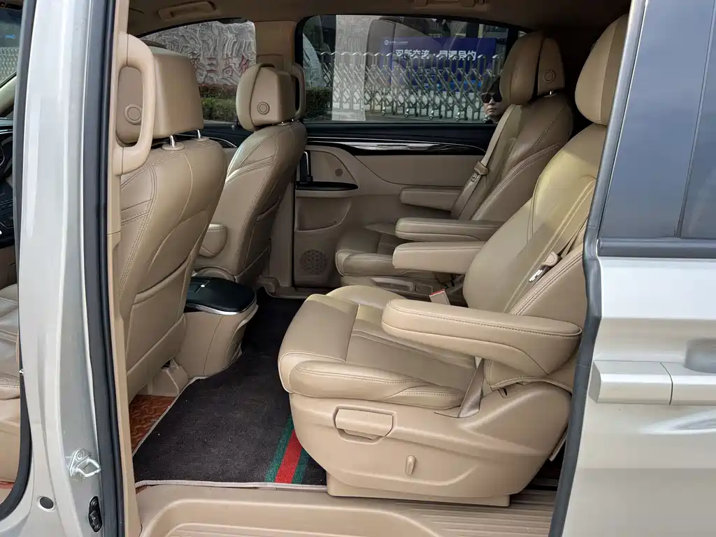 Buick GL8 2018 ES 28T Luxury Edition China VI