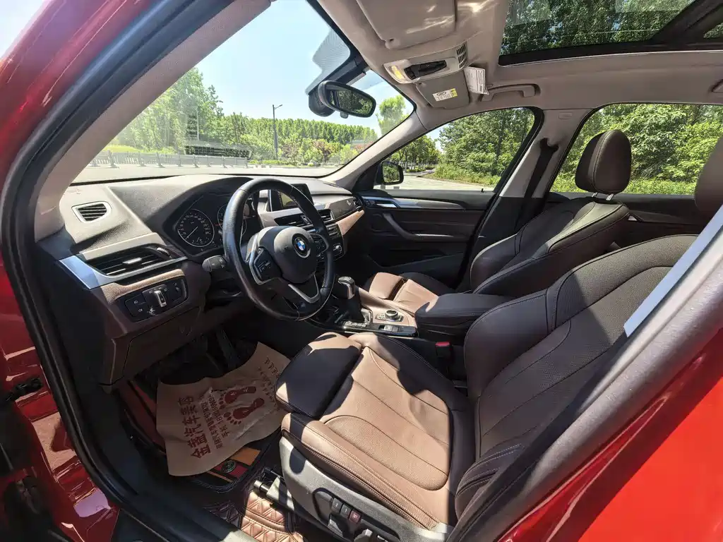 BMW X1 2016 sDrive20Li Luxury