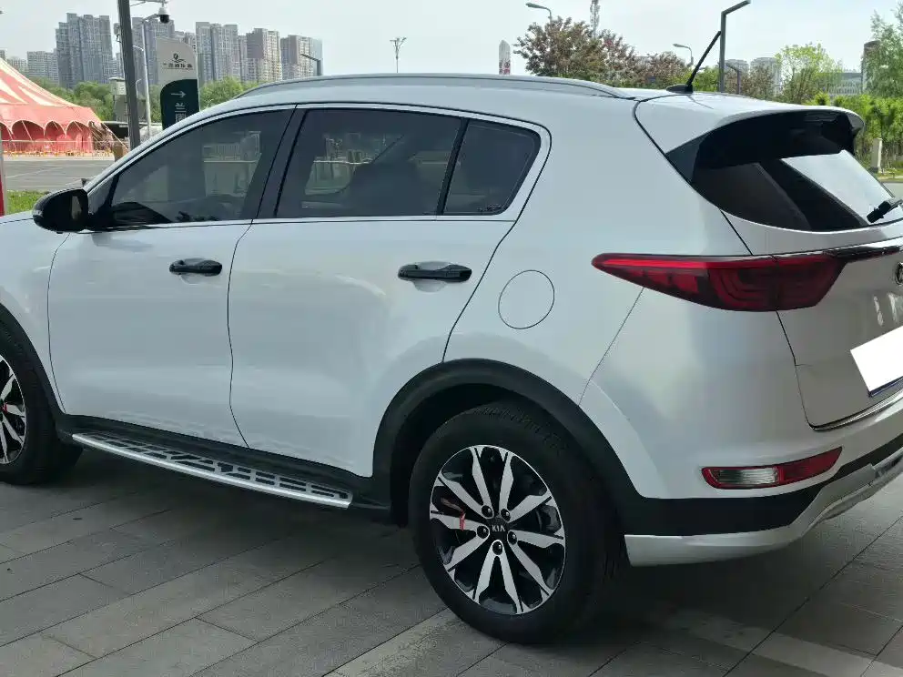 Kia KX5 2016 2.0L Automatic 2WD GLS