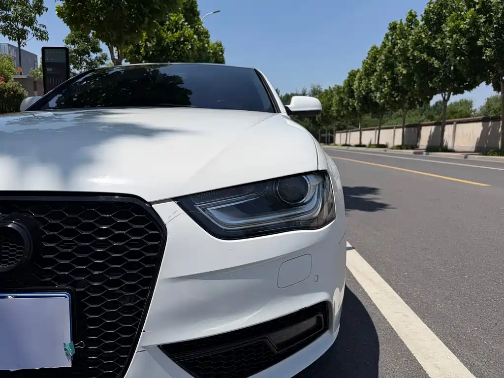 Audi A4L 2013 35 TFSI Automatic Standard