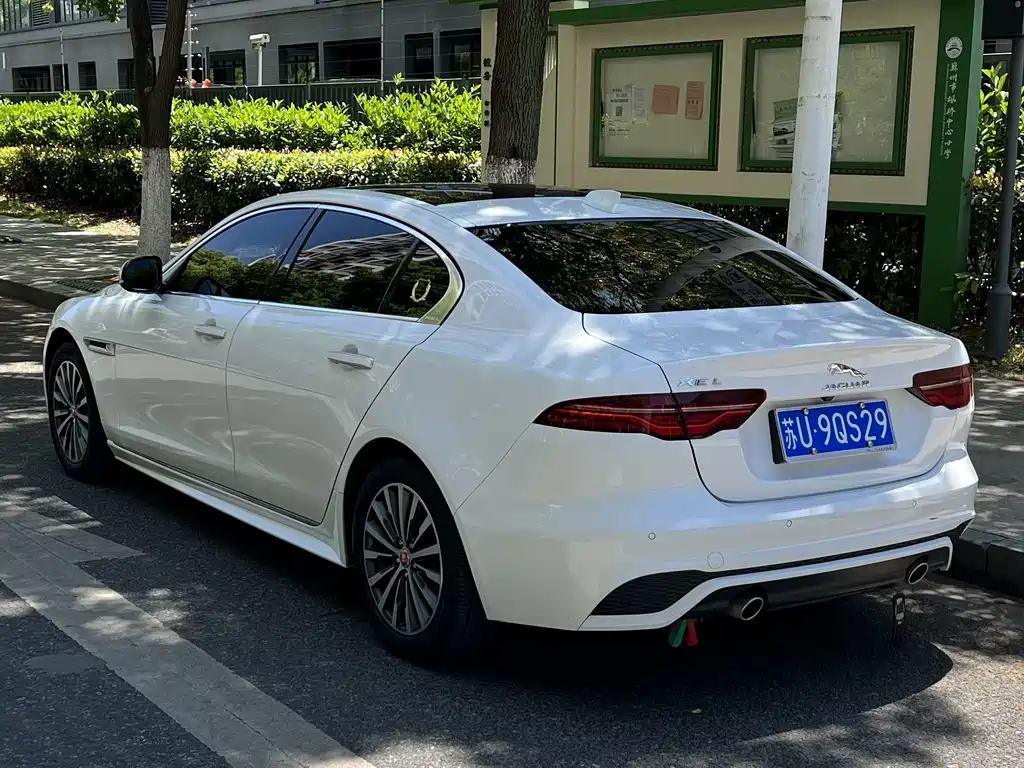 Jaguar XEL 2022 2.0T 200PS R-DYNAMIC Youth Sport Edition