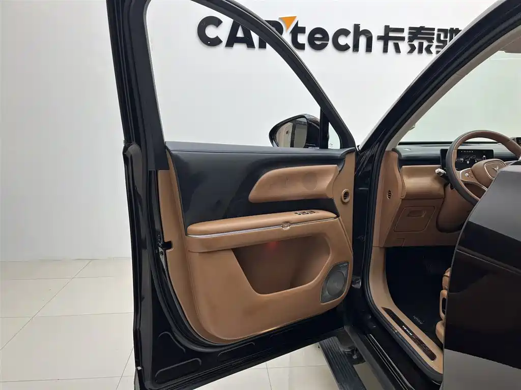 Voyah Taishan 2026 Max+